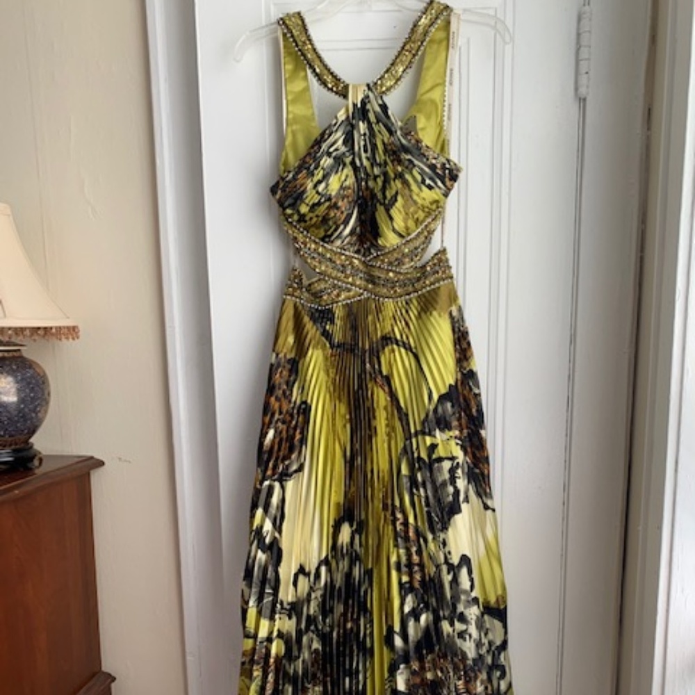 Jovani Long Prom Dress / Gown - Size 4